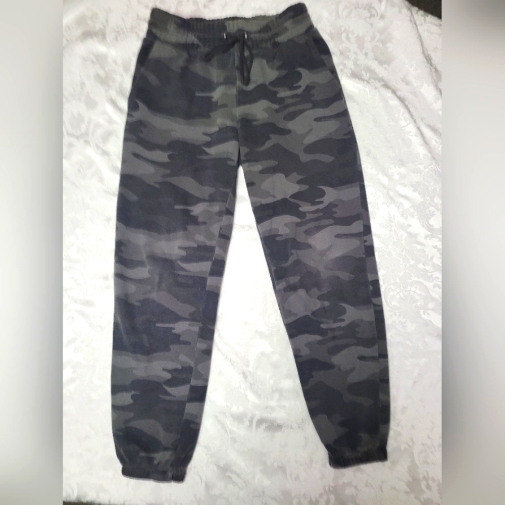 Sweat pants